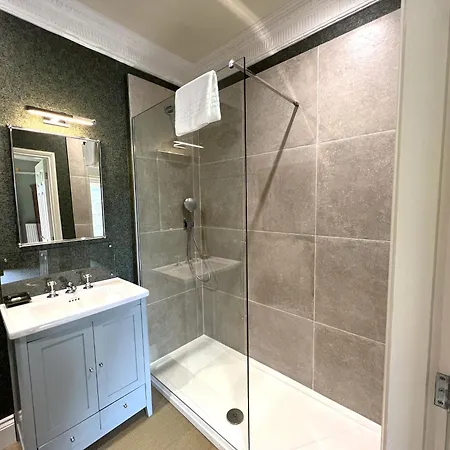 Swinton Park Hotel 4*