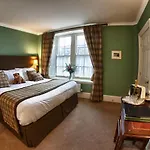 فندق Swinton Park 4*